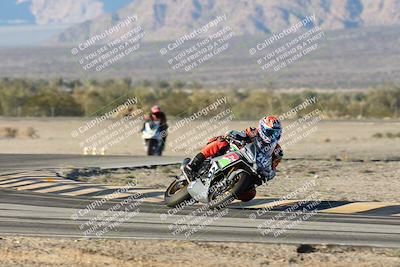 media/Dec-07-2025-CVMA (Sun) [[3e7d2de5dc]]/Race 18-Formula Twins-Formula 40 UL/